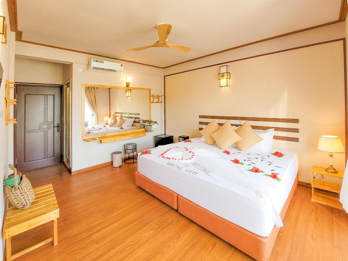Amazing View Guest House Thoddoo Exteriör bild